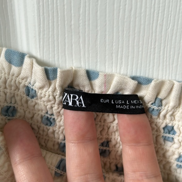 Zara polka dot scrunch top with tiered ruffle bottom - Picture 2 of 6